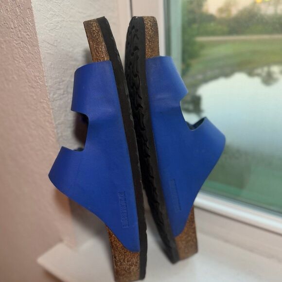 Birkenstock Men’s Arizona Sandals in Ultra Blue with Black Soles Size 44 main image 11